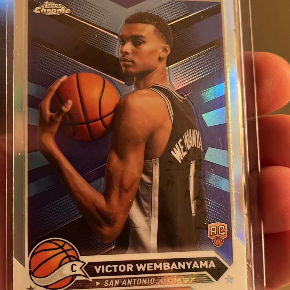 2023 Topps Chrome Victor Wembanyama Silver Refractor Rookie Card 🔥🔥🔥